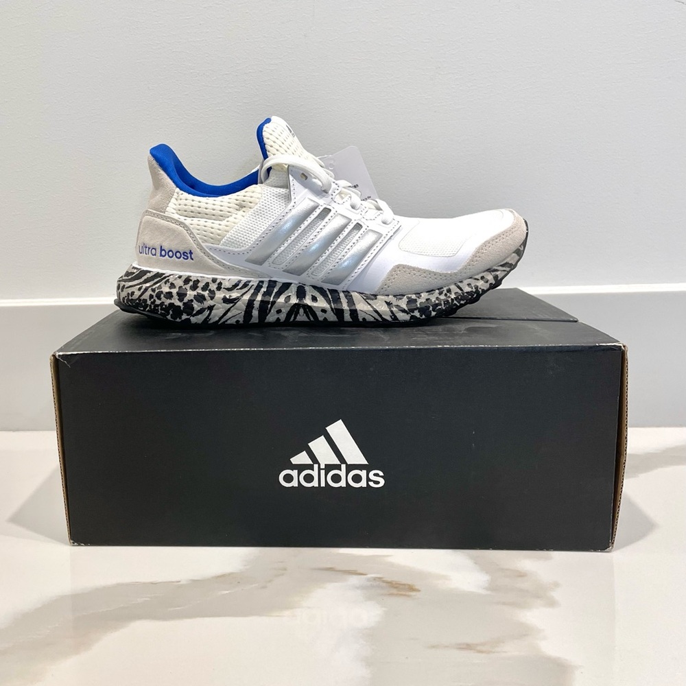 NEW Adidas Ultraboost DNA Shoes (size 5, 7.5 & 8.5)